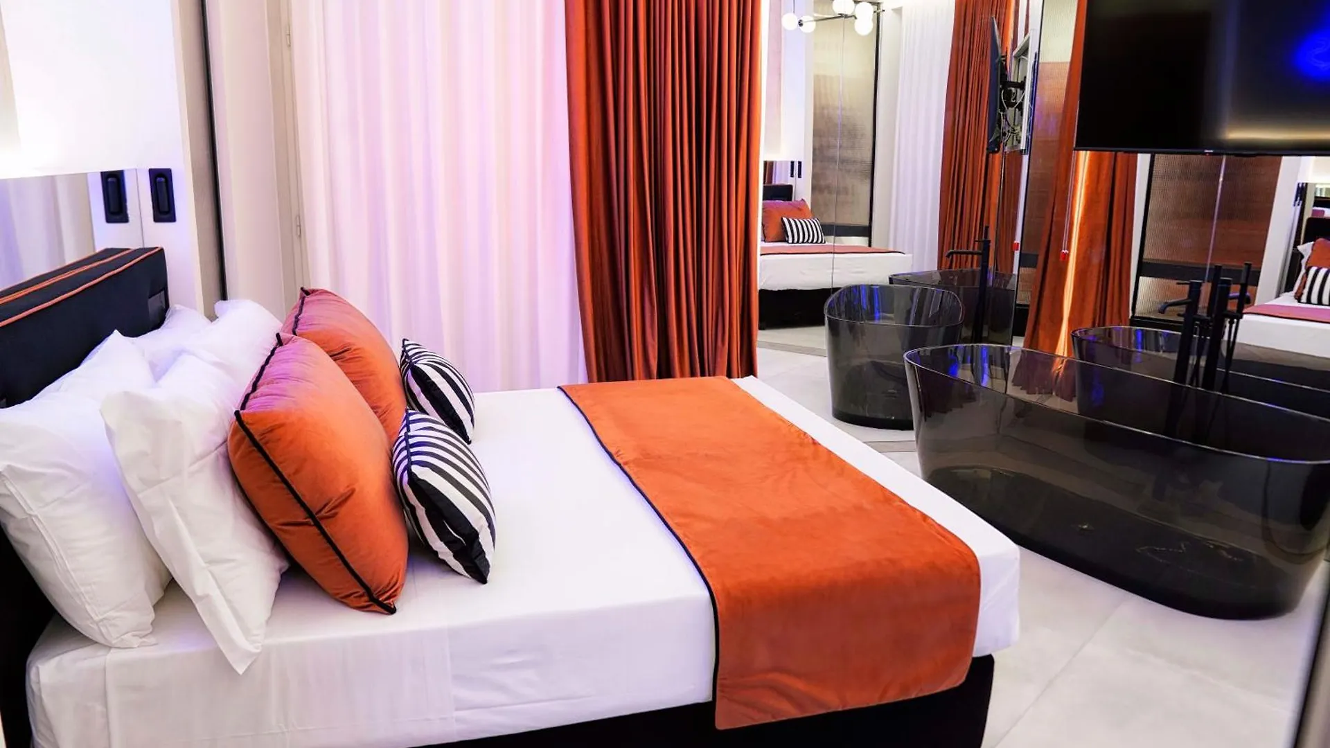 Kind Places - Suite Experience Naples 0*,